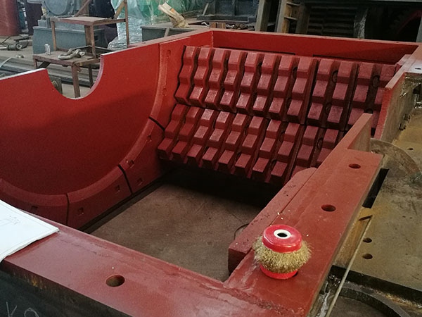 顎式移動(dòng)破碎站大概多少錢(qián)