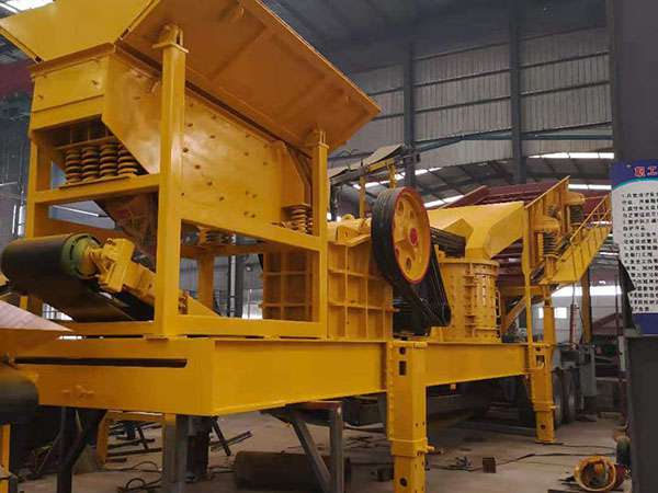 國內(nèi)移動式破碎機設(shè)備多少錢一臺