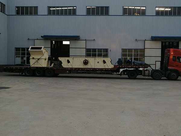 小型移動(dòng)移動(dòng)破碎機(jī)一般多少錢(qián)呢